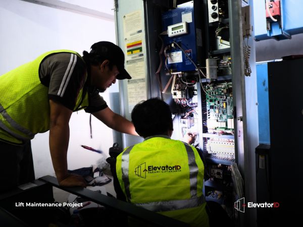 jasa service lift barang