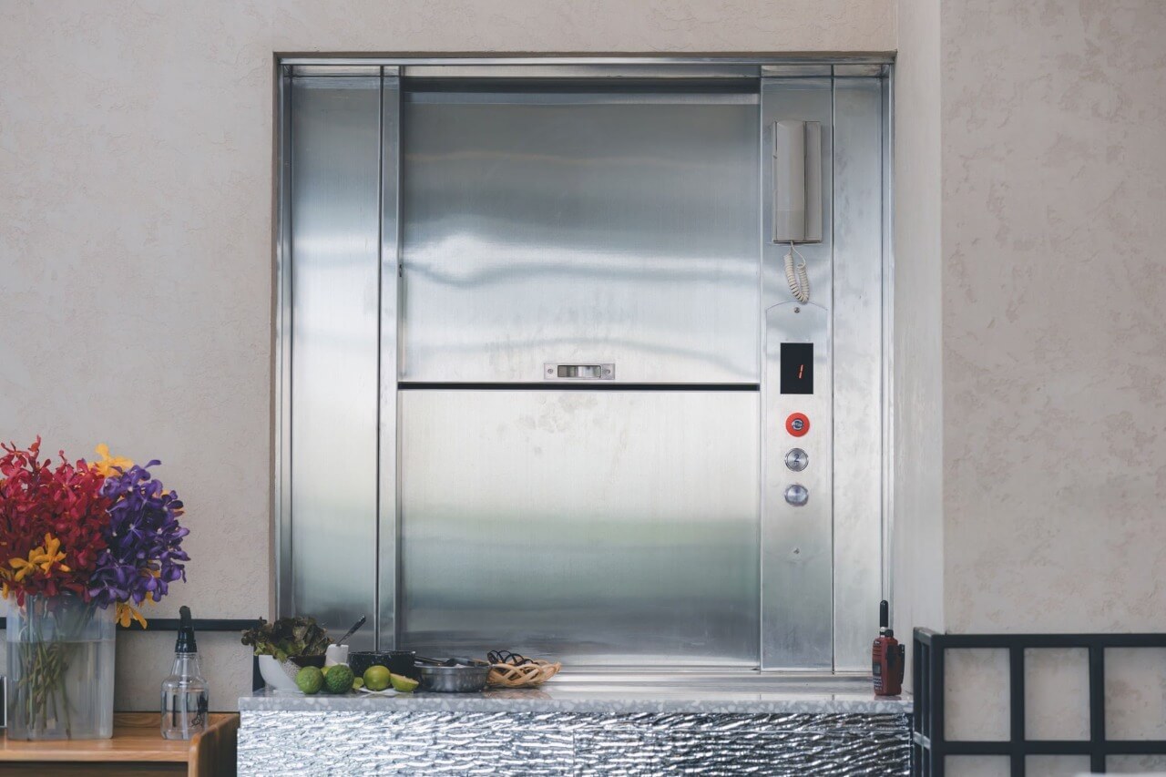 dumbwaiter lift