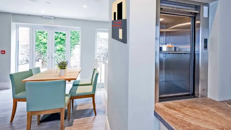 Dumbwaiter