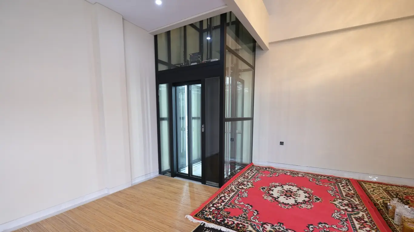 lift gedung surabaya